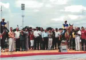 Cavalo Campolina - Luana JHR Grande Campeã Nacional da Raça (Henrique e seus filhos Anna e José Henrique, equipe JHR, Sr. Alfredo Manoel Fernandes e outros)