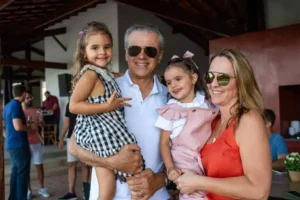 Cavalo Campolina - Henrique Salvador com Anna Claudia Wanderley e seus netos, Henrique, Lygia e Silvia